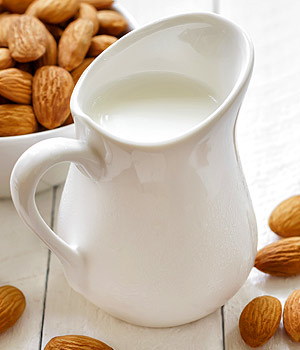 Leche de almendras