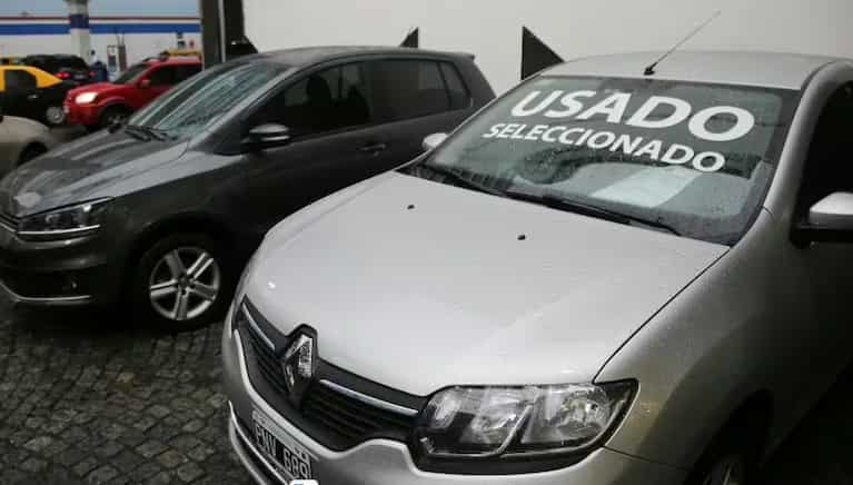 Cómo calcular el precio de reventa de un auto usado en Argentina